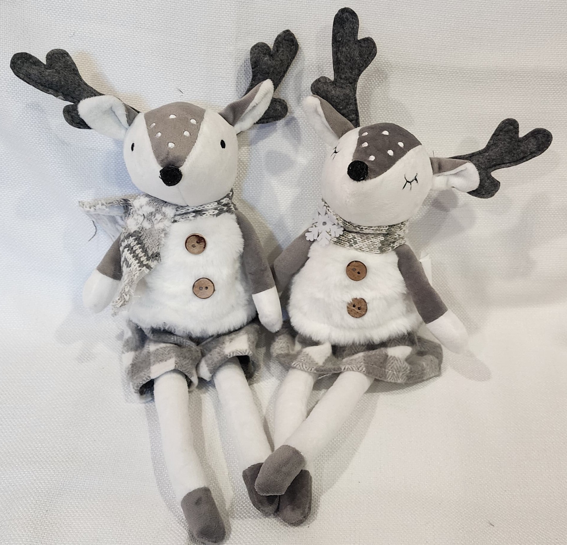 13" Plush Sitting Reindeer Man and Woman, 2 Assorted