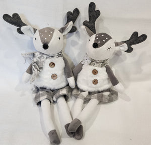 17" Plush Sitting Reindeer Man and Woman, 2 Assorted